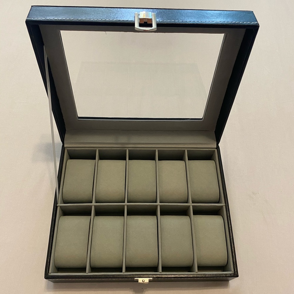 Watch case